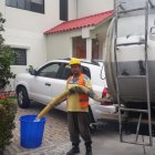 Tanqueros de Interagua y privados proveen el líquido vital.