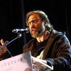 El actor Javier Bardem en su intervención en la Marcha por el Clima, convocada por Fridays For Future, Alianza por el Clima, Alianza por la Emergencia Climática y 2020 Rebelión por el Clima, este viernes en Madrid.