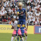 Carlos Garcés, de Delfín, y Antonio Valencia, de Liga, son figuras en sus equipos