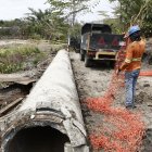 Reparación de tubería en el sector de vía a la costa.

5 DICIEMBRE del 2018

GERARDO MENOSCAL

Agencia (ag-expreso)