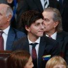 BUENOS AIRES. Estanislao Fernandez, en la ceremonia en la que su padre asume la presidencia de Argentina