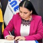 Diana Atamaitn firmó un convenio con organismo internacionales para mejorar el sistema informático.