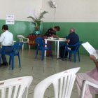 Los bonos se entregan por orden alfabéticos en el edificio principal.