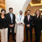 El vicepresidente de Ecuador, Otto Sonnenholzner, (segundo de izquierda a derecha) en Catar.