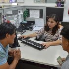 En las oficinas de la Senescyt se atendieron requerimientos de los jóvenes.