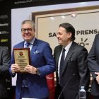 Vito Muñoz con Carlos Alfaro Moreno, presidente del Barcelona SC.