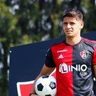 El delantero uruguayo llega procedente del Atlas mexicano.