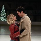 Emilia Clarke y Henry Golding son los protagonistas de esta cinta que, aunque con muchos clichés, tiene su encanto.