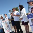 Familiares de desaparecidos reclaman por el veto parcial.