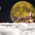 WASHINGTON. Desde hace décadas el ejército estadounidense ayuda en seguir en directo los viajes de Papá Noel