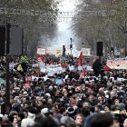 PARÍS. Una gran mancha de franceses se manifiestan en contra del Gobierno de Emmanuel Macron.