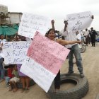 Habitantes de socio vivienda 2, en una de las manifestaciones para reclamar mejoras en dicho sector. que también fue parte de la investigación.