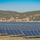 Plantas de generación de energía solar operan hoy en muchas ciudades del mundo.