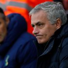 El entrenador del Tottenham luce inconforme luego del resultado contra el Southampton.
