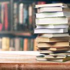 No todos los libros escalan la lista de los más vendidos, pero muchos cautivan a miles de lectores.