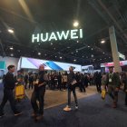 La marca china exhibió su ecosistema de accesorios conectados.