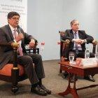 El canciller, José Valencia, y el embajador, Santiago Chávez, explicaron el 16 de enero los alcances del Foro Global de Quito.