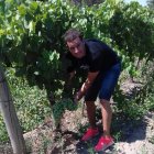 Adrián Gabbarini, arquero de Liga de Quito, aprovecha sus vacaciones para ir a Mendoza (Argentina) para visitar sus viñedos.