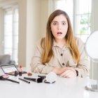 Debe tener cuidado con la fecha de caducidad y el almacenamiento de sus productos de belleza.