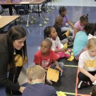 En Ecuador, 110 profesores han sido parte de esta experiencia, que comenzó en el año 1987.