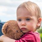 Es común que niños de 1 a 4 años de edad tengan este tipo de vínculo: su relación acolchonada.