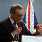 El funcionario británico también llegó al país para hablar de la cooperación ambiental que su país mantiene en Ecuador.