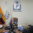El rector de la Universidad de Guayaquil, Roberto Passailaigue, informó la decisión del Consejo Universitario.