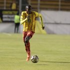 El mediocampista surfrió una rotura de ligamento en la rodilla.