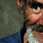 Un documental de 2007 en Netflix es una buena noticia por una sencilla razón: en ese año todavía no se habían inventado los drones