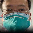 WUHAN. El médico que denunció el contagio de siete pacientes, es desde el viernes pasado, uno de los casos de coronavirus.