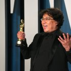 El filme de Bong Joon-ho cerró la noche del domingo con cuatro estatuillas.