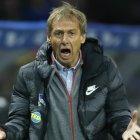 El entrenador alemán dirigió apenas 10 semana al equipo que lucha por el descenso.