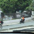 Se propone la ampliación del horario de restricción de dos hombres en moto.