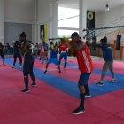 Los 13 púgiles nacionales entrenaron en Napo y Esmeraldas. Mañana viajan a Bogotá, Colombia.