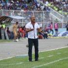 Humberto Pizarro, técnico de Orense, arremetió contra el árbitro del duelo ante el Bombillo.