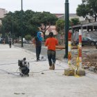 Se está dando forma a las áreas peatonales de avenida Delta.