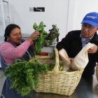 La canasta popular tiene un costo promedio de $ 15 y debe durar una semana.