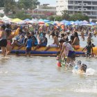Diversión. Actividades como paseos en lancha o en la banana atrajeron la atención de los turistas.