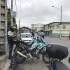 Con motos patrullas los agentes realizaron el operativo.