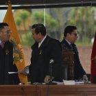 Los jueces Iván Saquicela, Iván León y Marco Rodríguez integran el tribunal que juzga el caso.