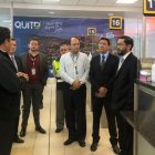 Ejecutivos del Ministerio de Transporte y Obras Públicas, del Ministerio de Gobierno, de Aviación Civil, de la empresa Quiport verificaron los controles al coronavirus en el Aeropuerto de Quito.