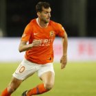 El brasileño Leo Baptistao, con la camiseta del Wuhan Zall chino