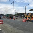 Reconstrucción de un tramo de la vía con hormigón.