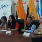 Los tres nuevos casos suman un total de trece personas contagiadas por coronavirus en Ecuador.