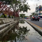 Así luce la zanja ubicada en la avenida Víctor Emilio Estrada.