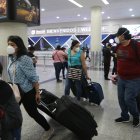 El Gobierno decretó la cuarentena para pasajeros que lleguen a Ecuador desde cinco países afectados.