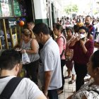 La prohibición de reunirse con más de 30 personas, adoptada recientemente por el Gobierno Nacional, como medida para frenar la cantidad de contagios, no fue acatada por completo.