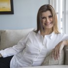 Autora de 11 investigaciones y 10 libros. Ha compartido escenario con Ismael Cala, Tuti Furlán, entre otros reconocidos conferencistas internacionales.