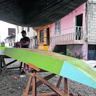 Color. Cada una de las canoas tiene un color distinto, según Segundo Vera, para que se diferencien.