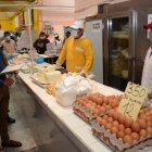 Las autoridades municipales recorren los mercados de Quito